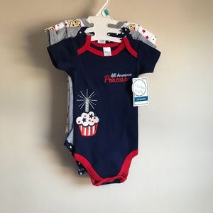NWT 3 Piece Short Sleeve Baby Girl Bodysuits
